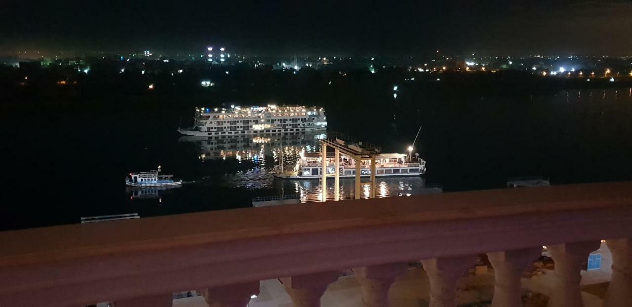 Maadi, Direct Nile River View From All Rooms Kaherah Luaran gambar