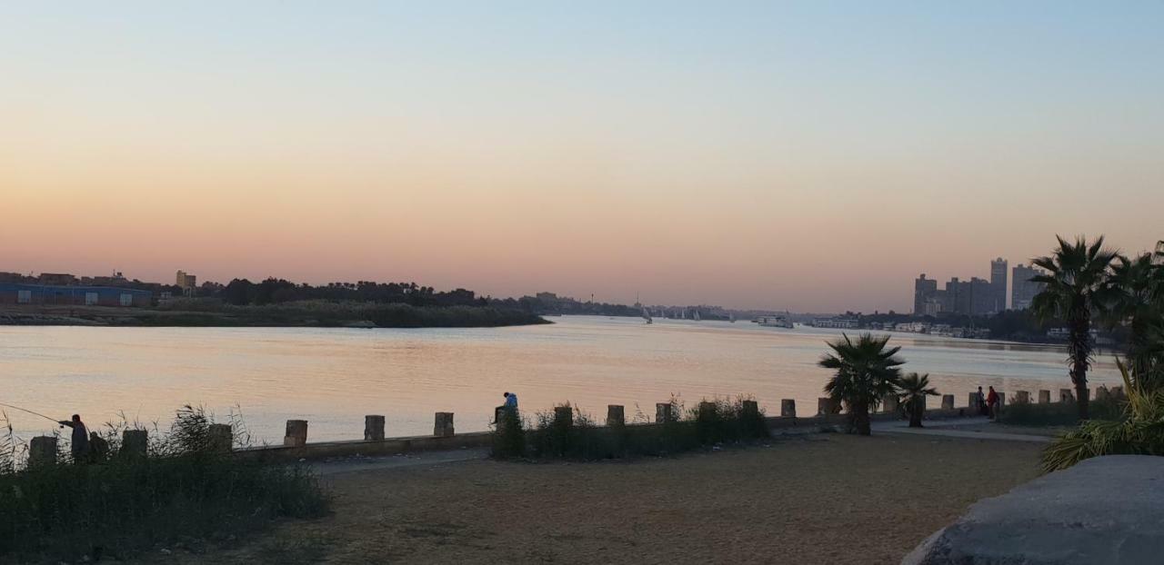 Maadi, Direct Nile River View From All Rooms Kaherah Luaran gambar
